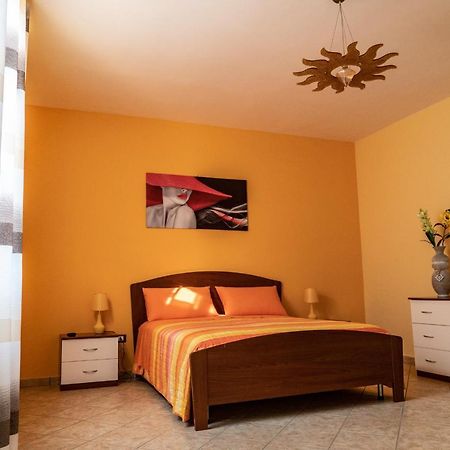 B&B Salerno ซาร์โน ภายนอก รูปภาพ