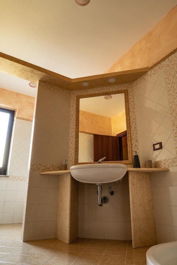 B&B Salerno ซาร์โน ภายนอก รูปภาพ