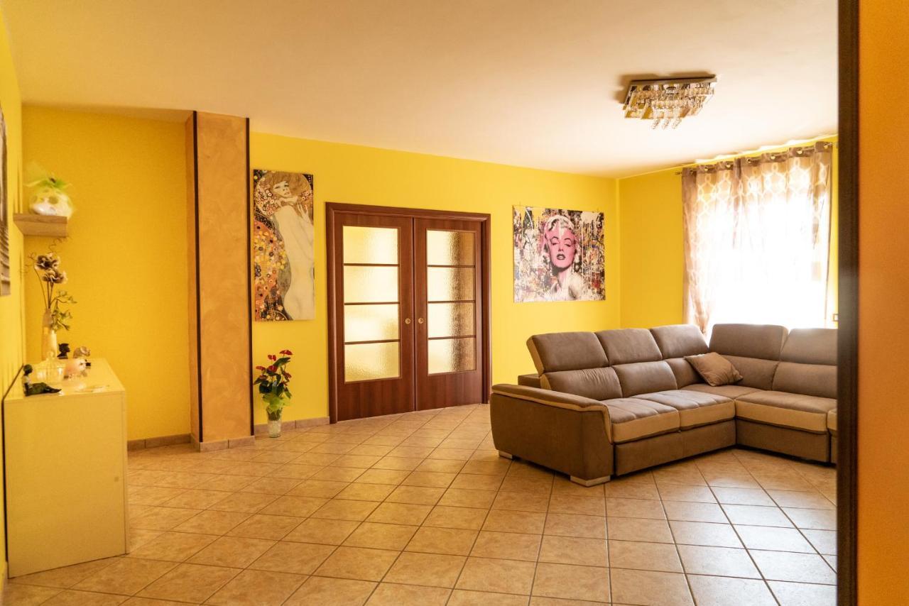 B&B Salerno ซาร์โน ภายนอก รูปภาพ