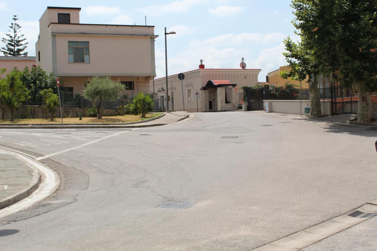 B&B Salerno ซาร์โน ภายนอก รูปภาพ