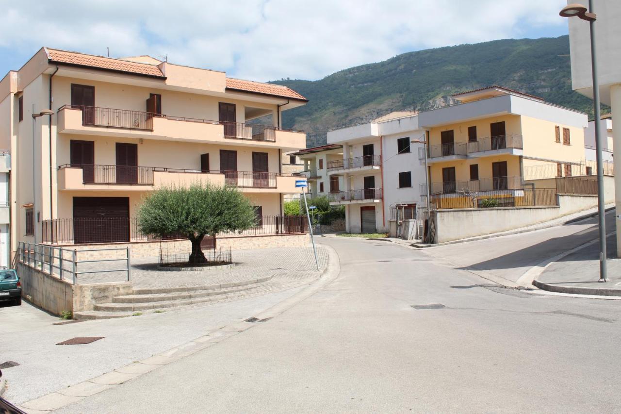 B&B Salerno ซาร์โน ภายนอก รูปภาพ