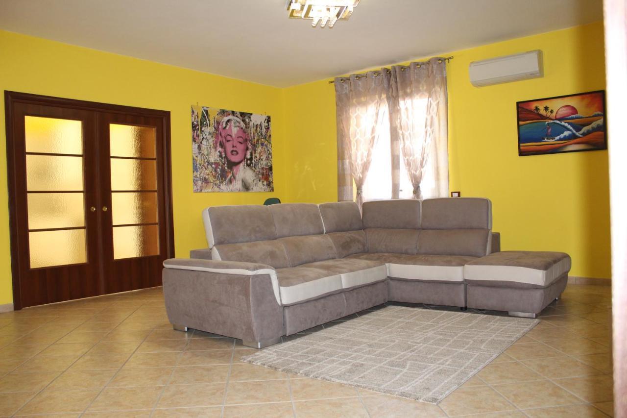 B&B Salerno ซาร์โน ภายนอก รูปภาพ